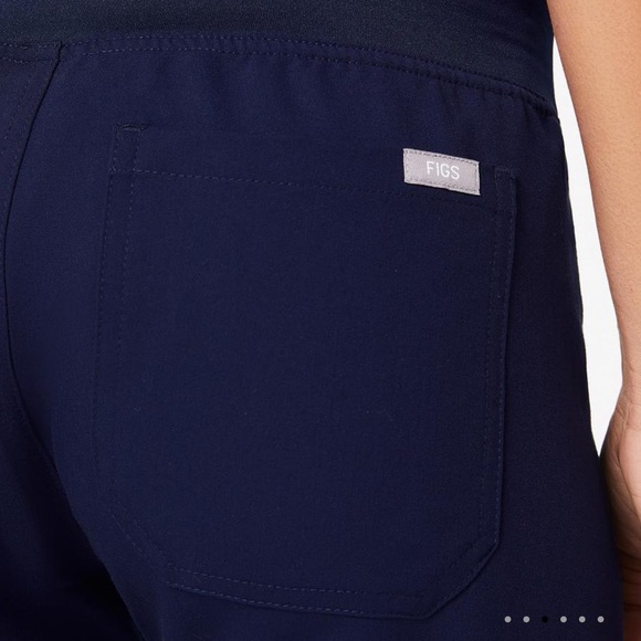 FIGS Livingston Basic Scrub Pants (Regular) - Picture 4 of 6